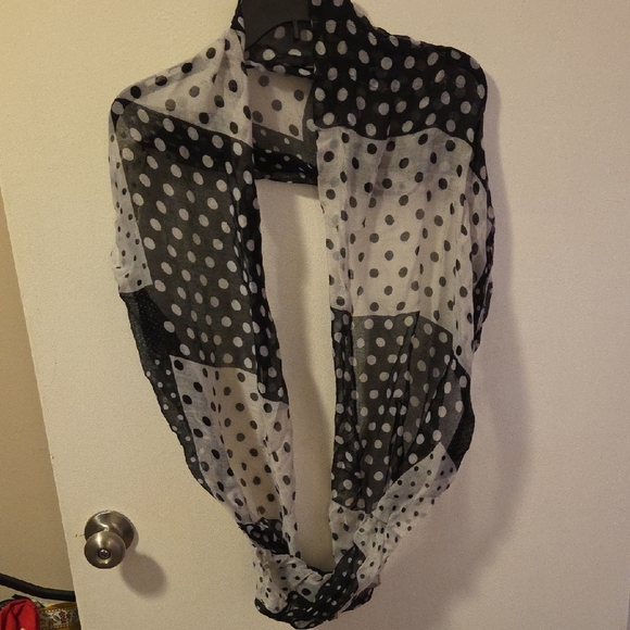 Polka Dot Infinity Scarf - Black and White - Picture 3 of 3